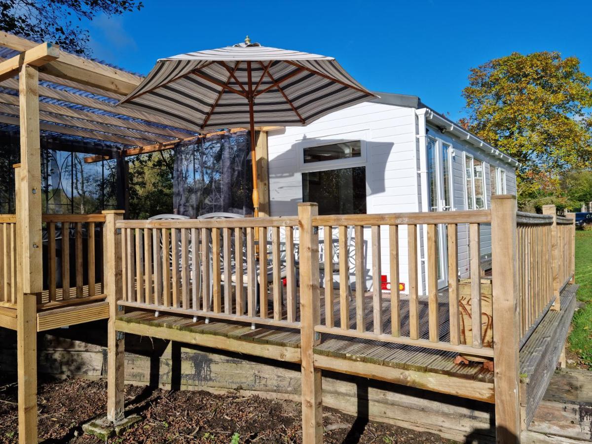 Riverside Cabin In Shropshire Oswestry Kültér fotó