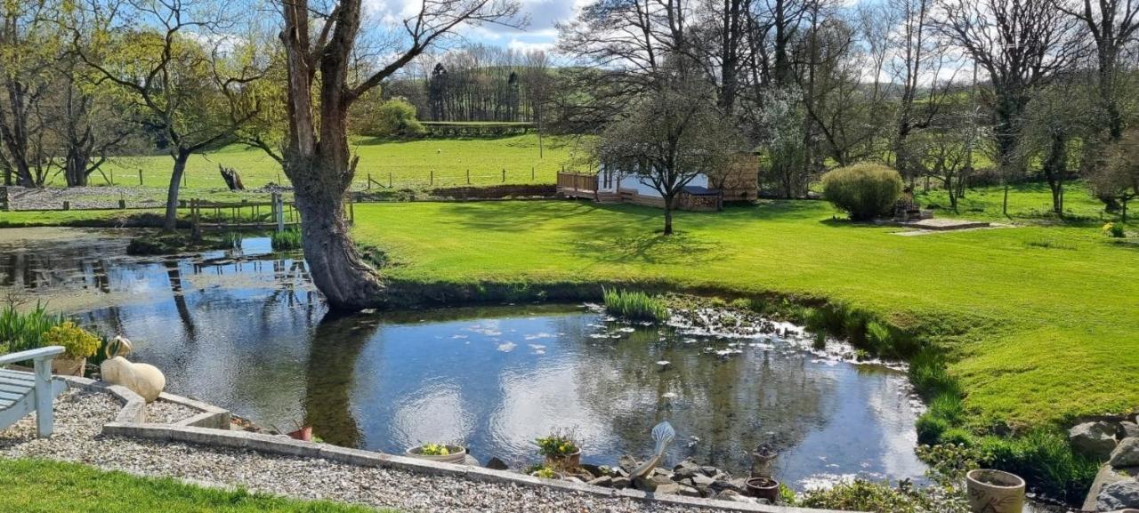 Riverside Cabin In Shropshire Oswestry Kültér fotó