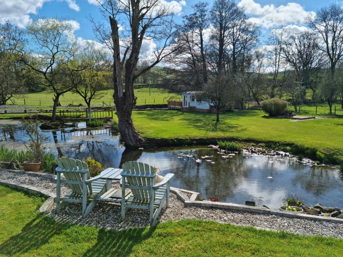 Riverside Cabin In Shropshire Oswestry Kültér fotó